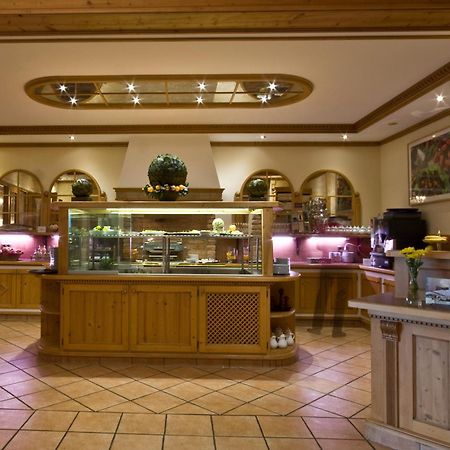 Hotel Speeter Weisenheim am Berg Zewnętrze zdjęcie