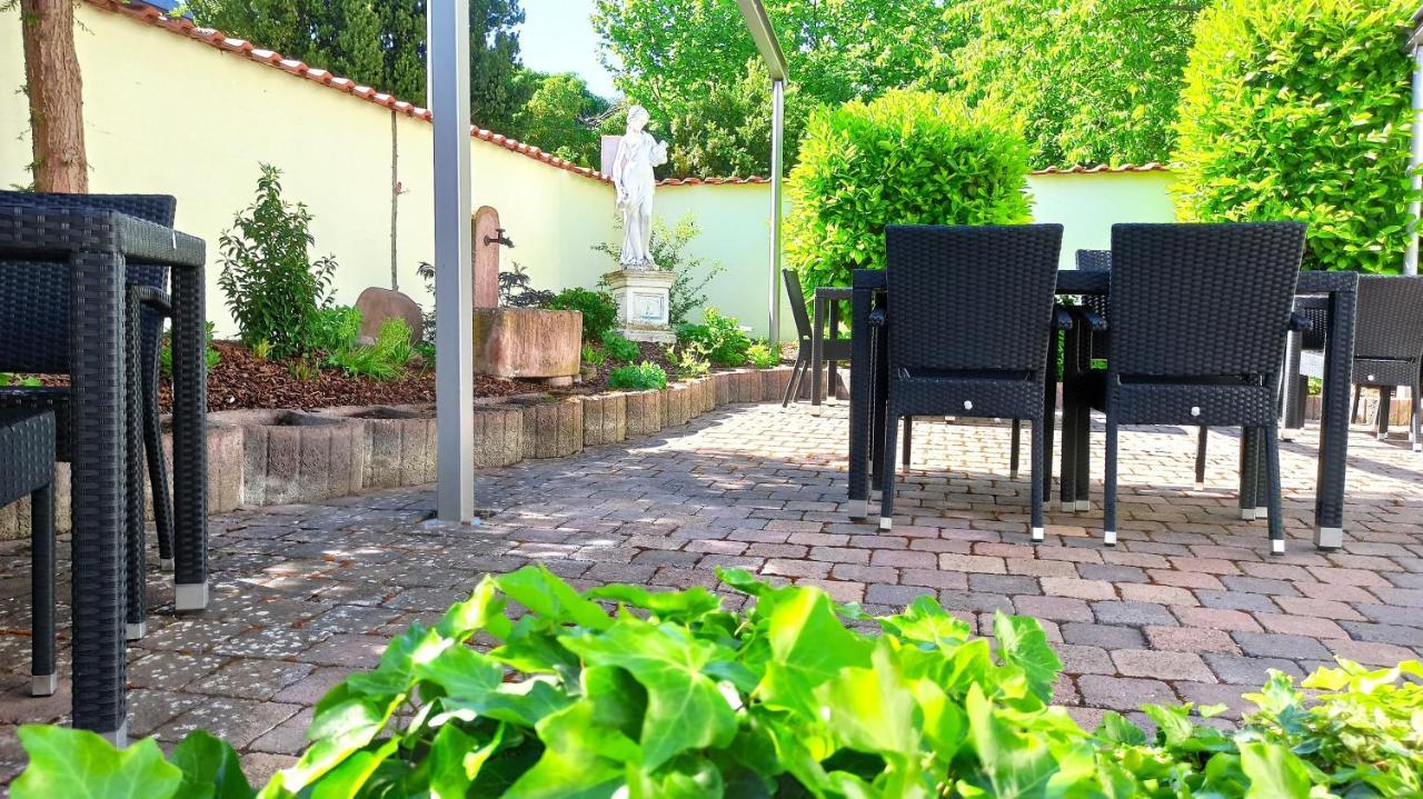 Hotel Speeter Weisenheim am Berg Zewnętrze zdjęcie